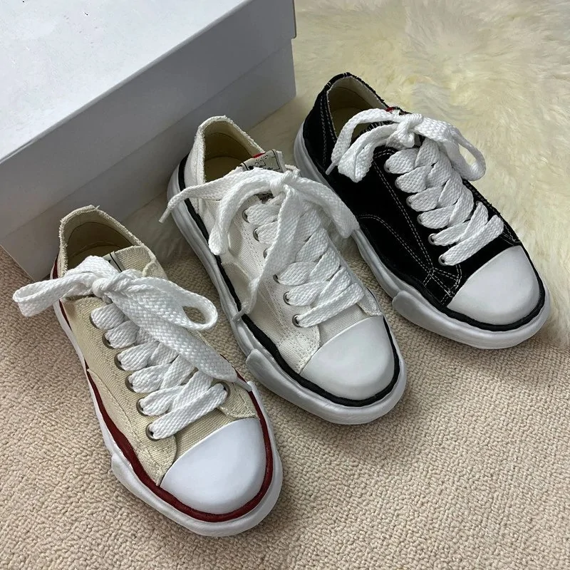 Sneakers product examples